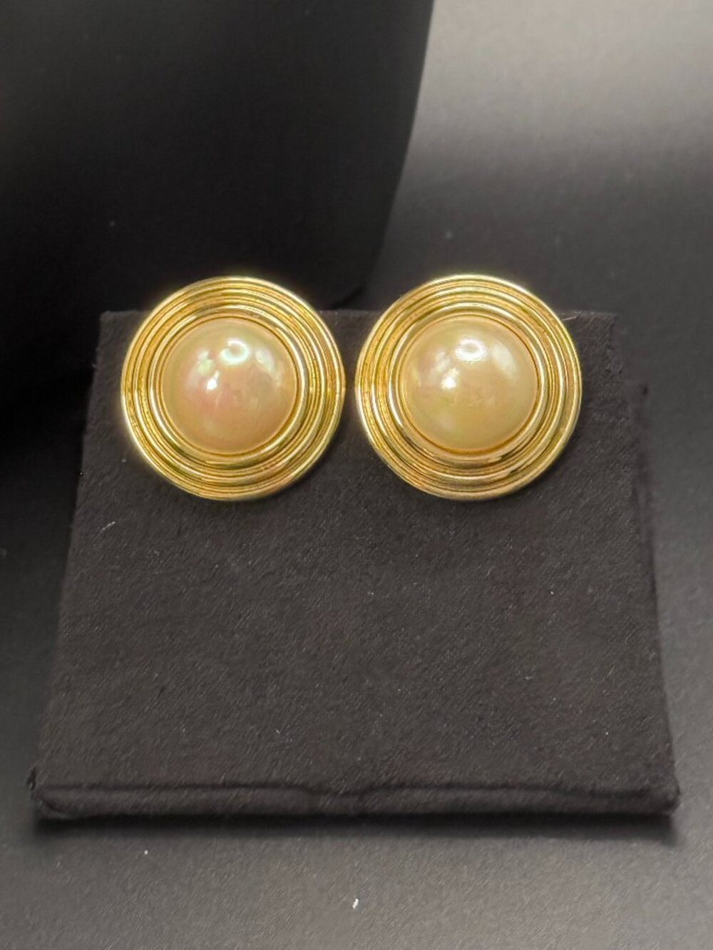 Christian Dior Vintage Pearl clip-on earrings